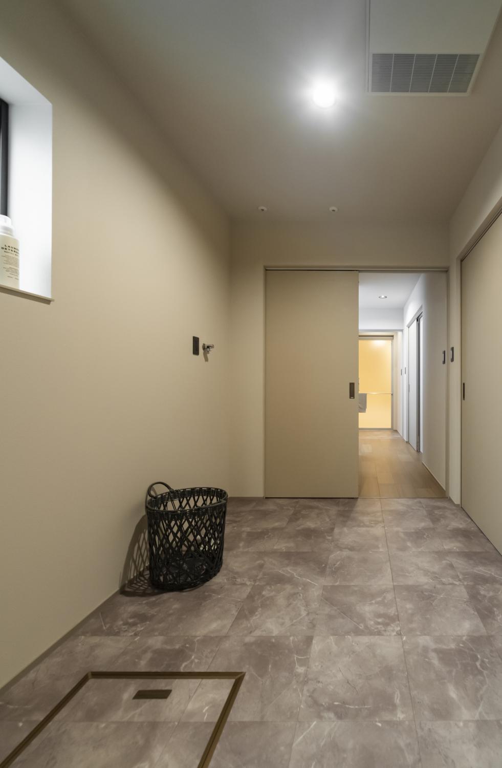 ランドリーバーを付けて、部屋干しもラクラク